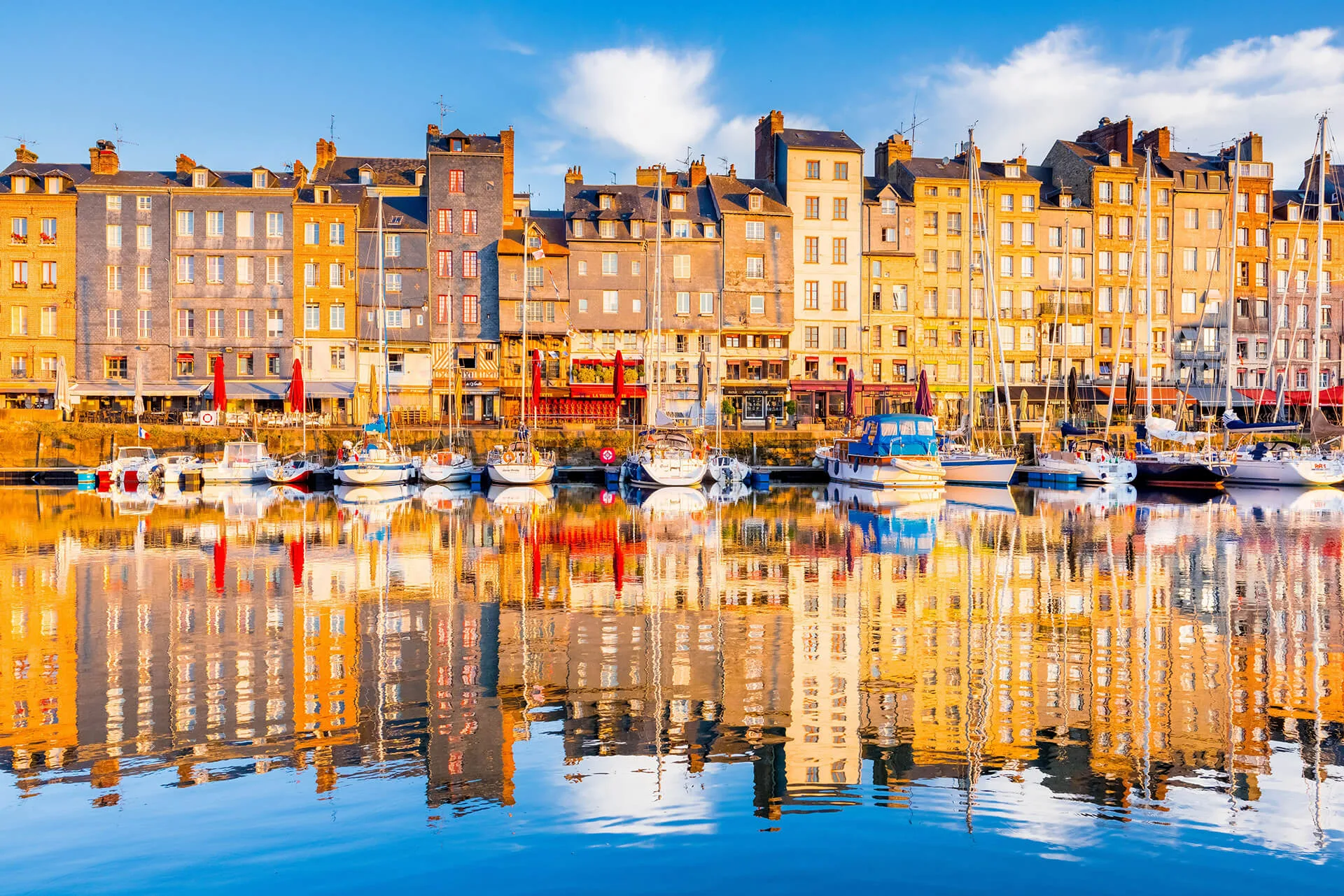 The Old Bassin - Honfleur Tourist Office